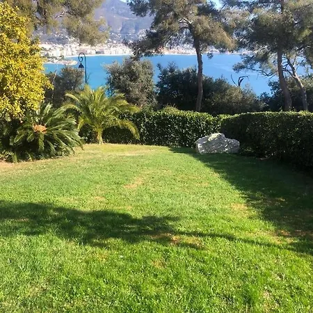 Дом отдыха Eden Cap Martin *